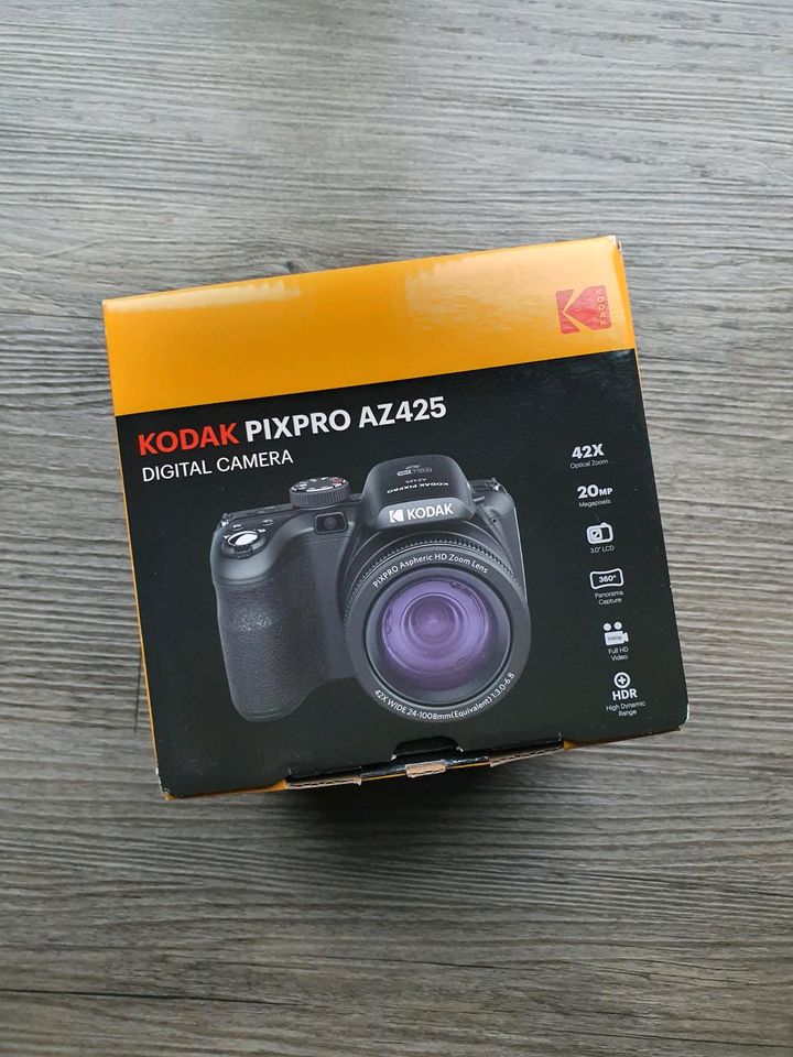 Kodak Pixpro AZ425 Digital Camera Bridge Kamera Neu in Hamburg