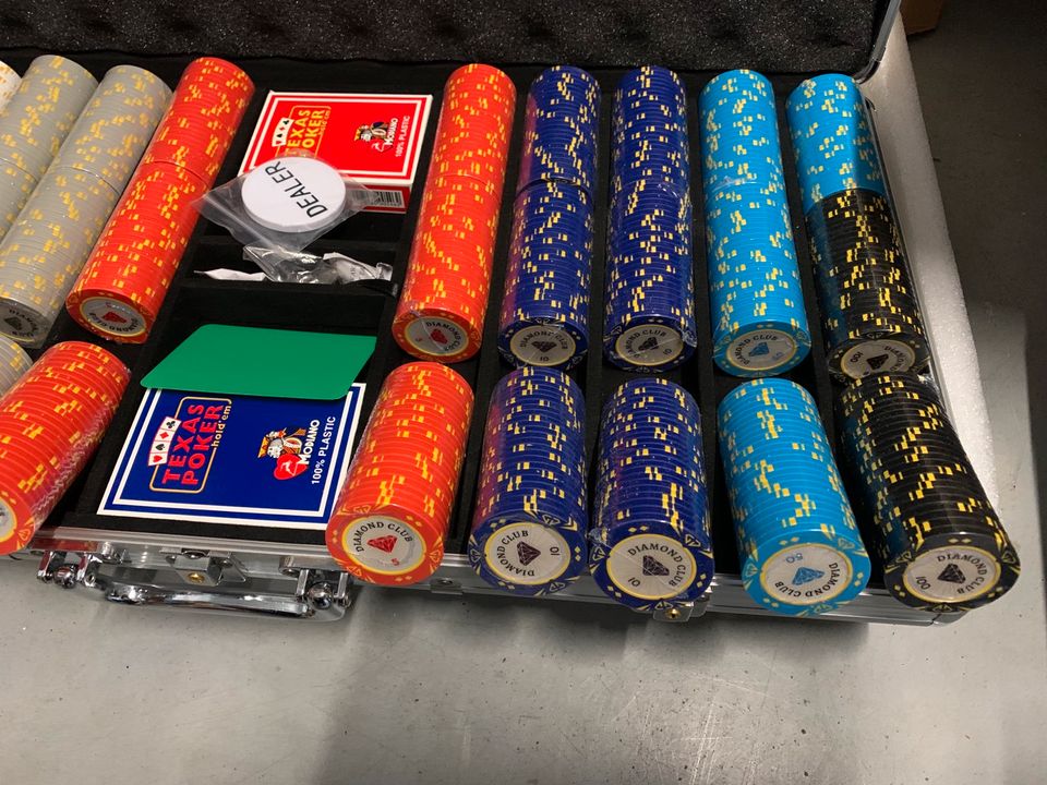 Poker Plastik Karten Poker Chips Casino Zubehör kaufen in Duisburg