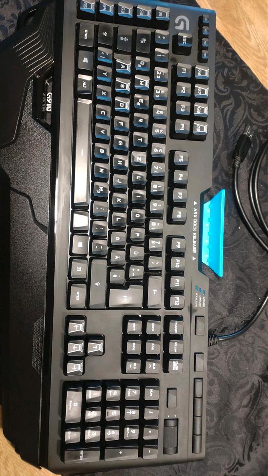 Logitech G910 Orion Spark RGB Mechanische Tastatur in Kirchheimbolanden