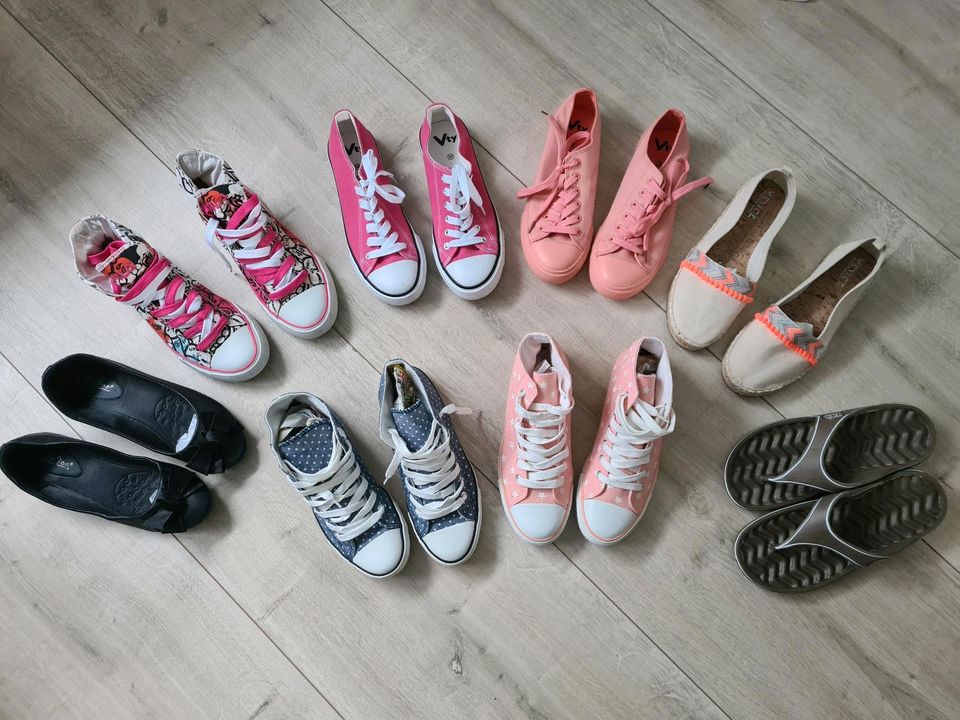 DAMEN SCHUHE * GR. 38 / 39 * SNEAKER * TURNSCHUHE in Sachsen-Anhalt - Thale  | eBay Kleinanzeigen ist jetzt Kleinanzeigen