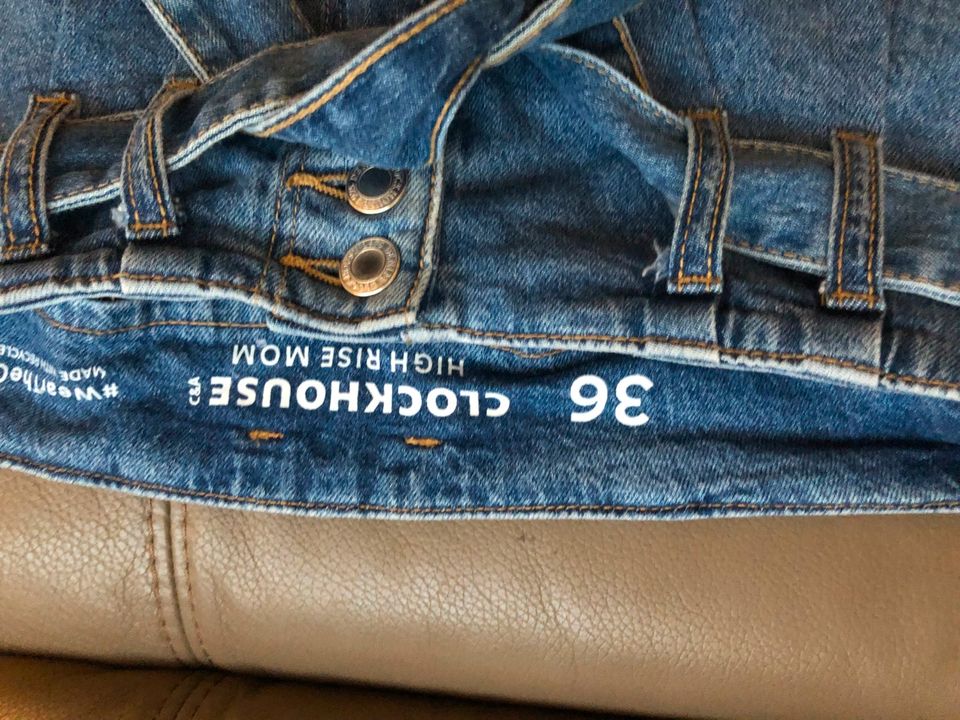 Jeans High Rise Mom Gr. 36 wNEU blau Clockhouse 170 / 176 in Potsdam