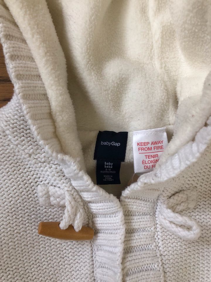 ★ baby GAP gefütterte Strickjacke wollweiss Gr. 68, 74 in Stuttgart