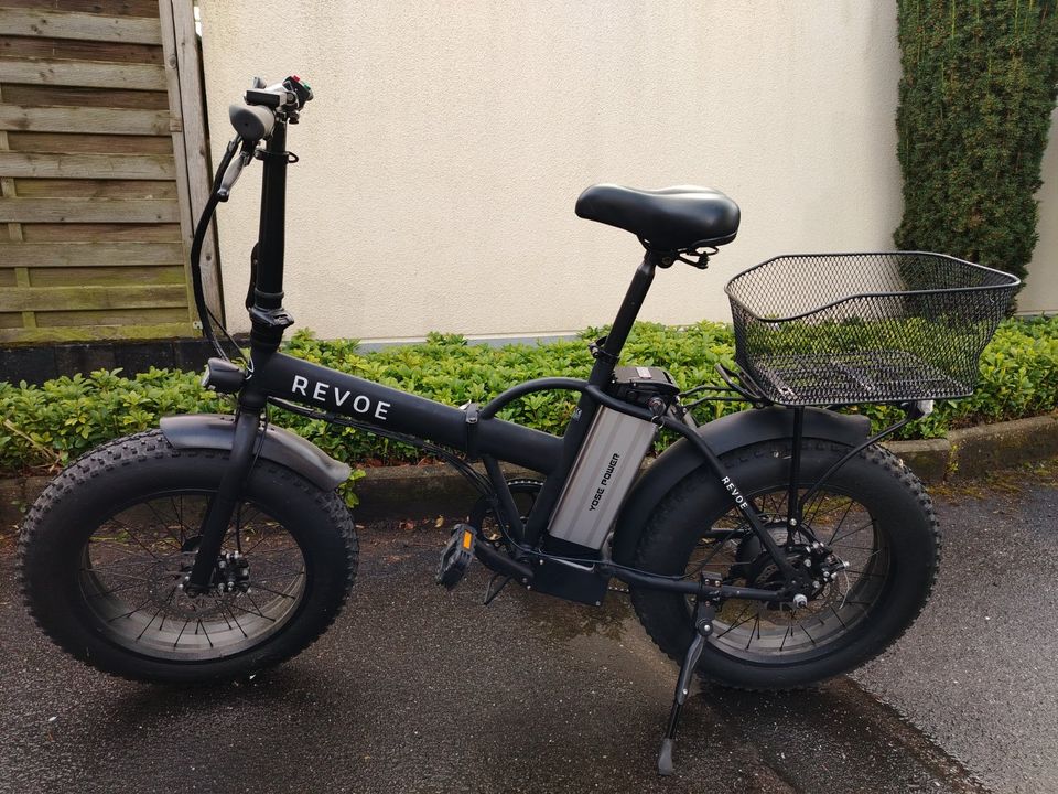 REVOE E-Bike - Fatbike - Klapprad  20 Zoll / 36 V / 250 W in Leichlingen