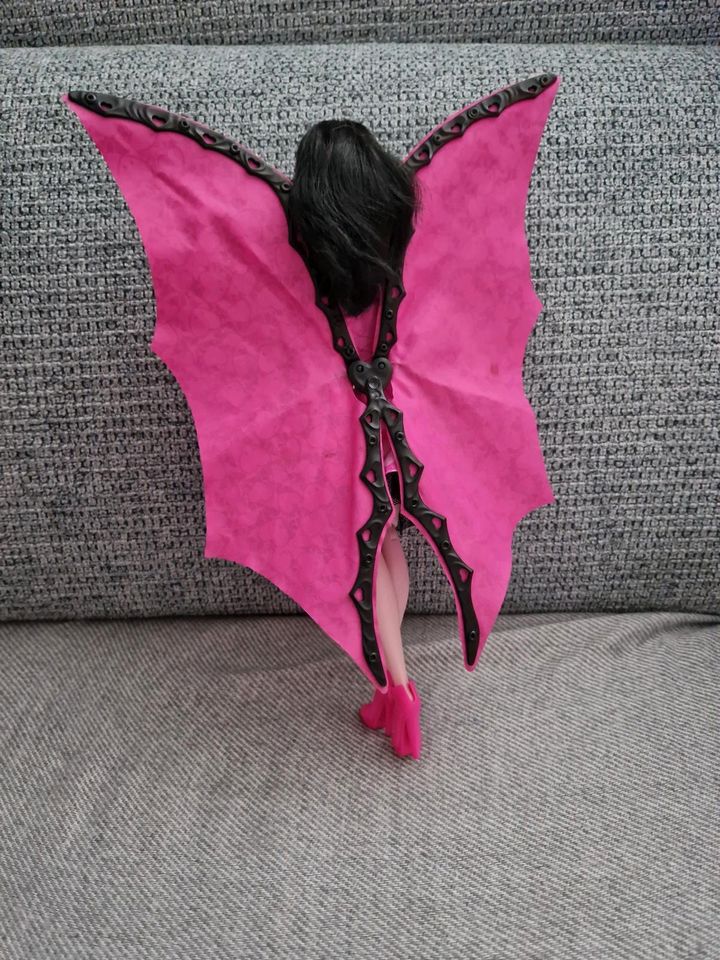 Monster High Draculaura Fledermaus in Montforterhof