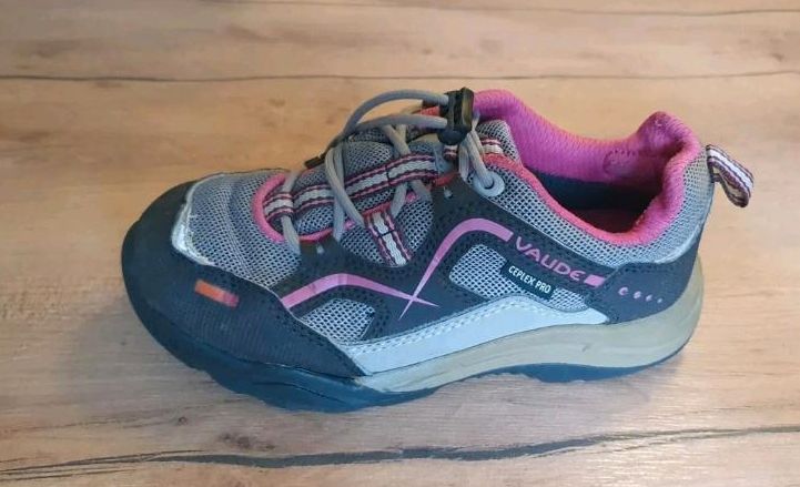 Vaude  Trekking Schuhe Wanderschuhe  Größe 31  Schnellverschluss in Essen