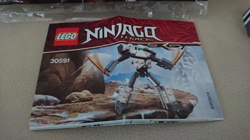 Lego Ninjago Mini-Titan-Mech 30591 in Lörrach