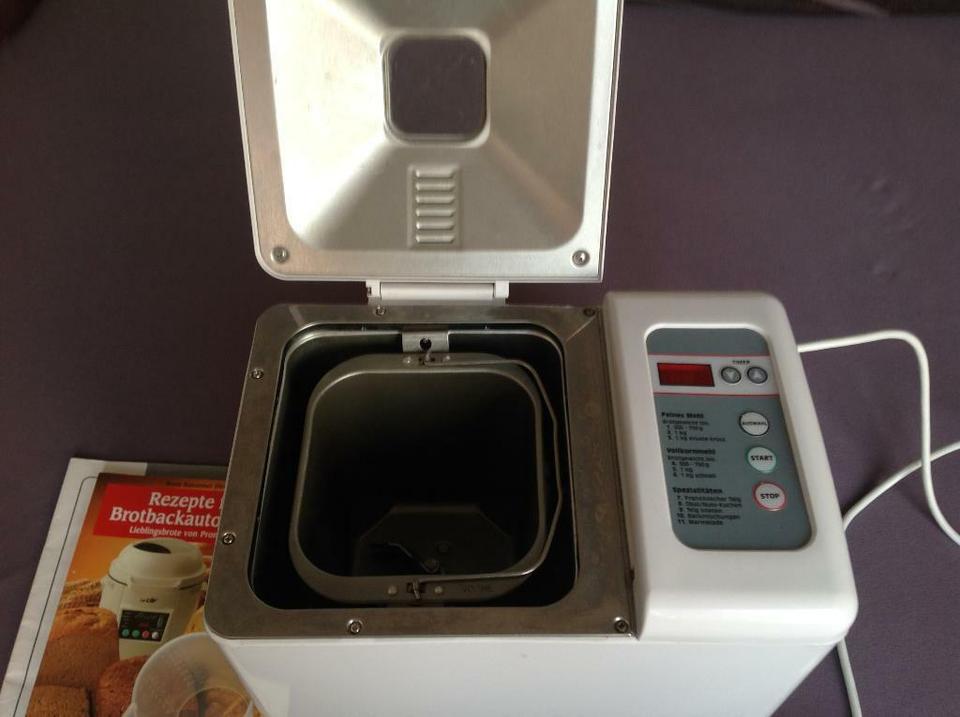 Brot Backautomat WK 83400 , weiß, für max. 1 kg Brot, neuwertig in Ostbevern