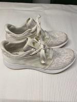 Adidas edge lux Damenschuh Niedersachsen - Göttingen Vorschau