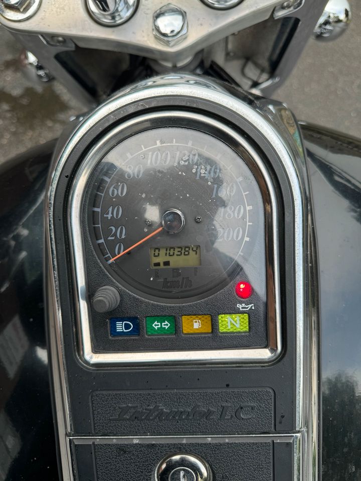 Suzuki VL 1500 Intruder ,,TÜV 05/2026‘‘ NUR 10tsd Kilometer in Bergheim