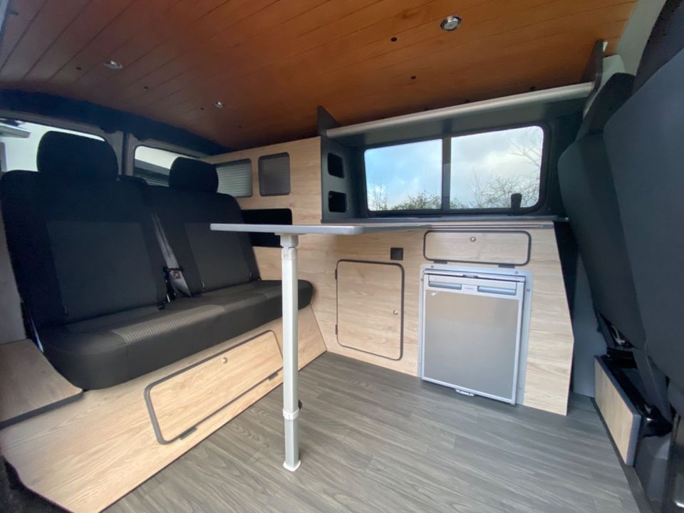 Volkswagen T6.1 NEUAUSBAU VAN CAMPER TOP PDC SITZHEIZUNG in Neumünster