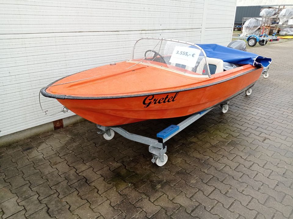 gebr. Sportboot mit Yamaha 6 PS in Ihlow