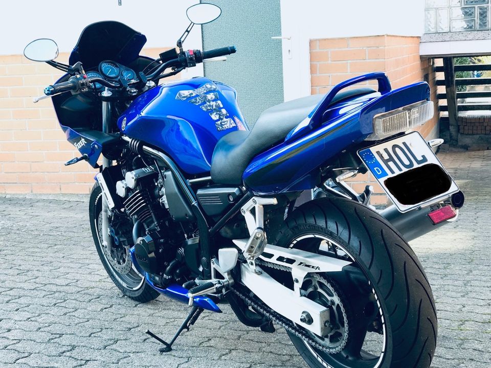 YAMAHA FZS 600 FAZER - RJ025 Bj. 2003 - BOS Endschalldämpfer in Delligsen