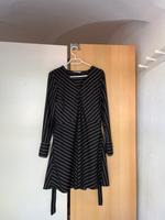 Midikleid langarm & knielang in weiß/dunkelblau/schwarz in 38/M Sachsen - Görlitz Vorschau