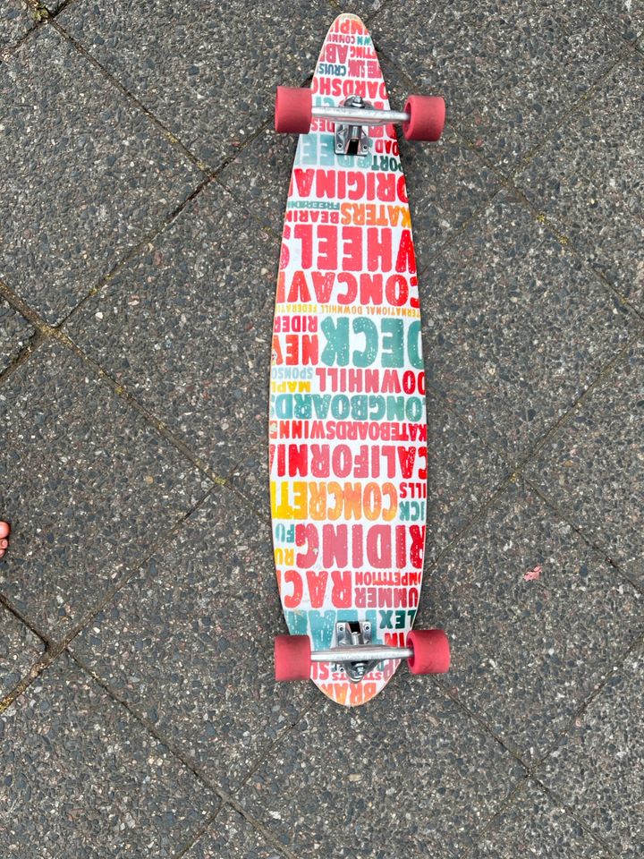 Hengda Longboard Skateboard in Berlin