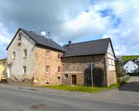 Saniertes ehemaliges Eifelbauernhaus mit ausgebauter Scheune in Dreis-Brück Rheinland-Pfalz - Dreis-Brück Vorschau