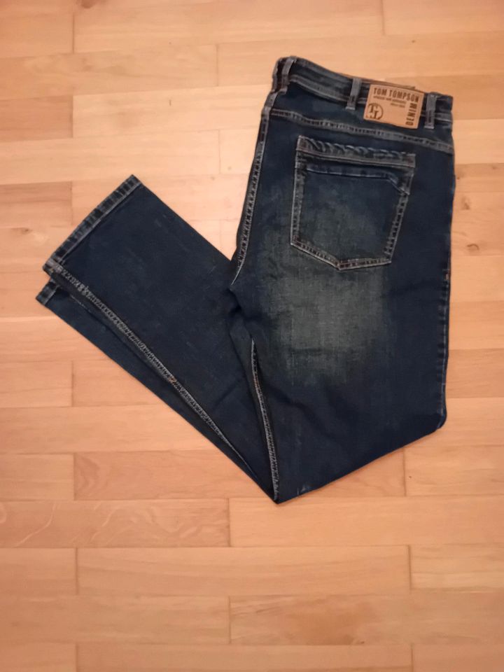 Jeans Herren W38/L34 in Viersen