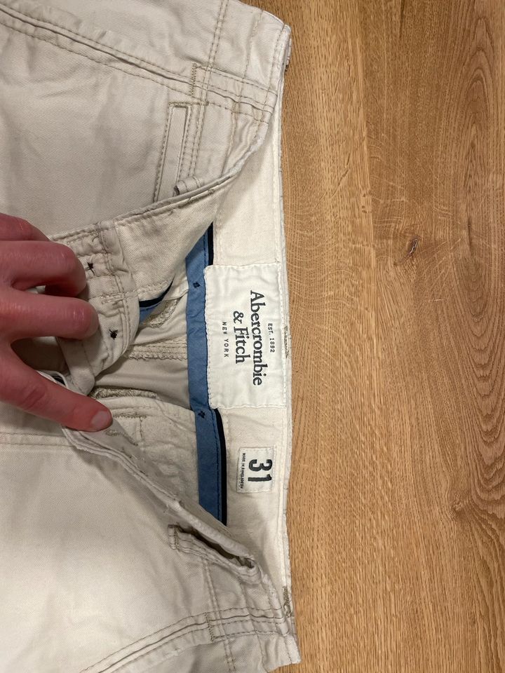 Abercrombie & Fitch Hose kurz in Donaueschingen