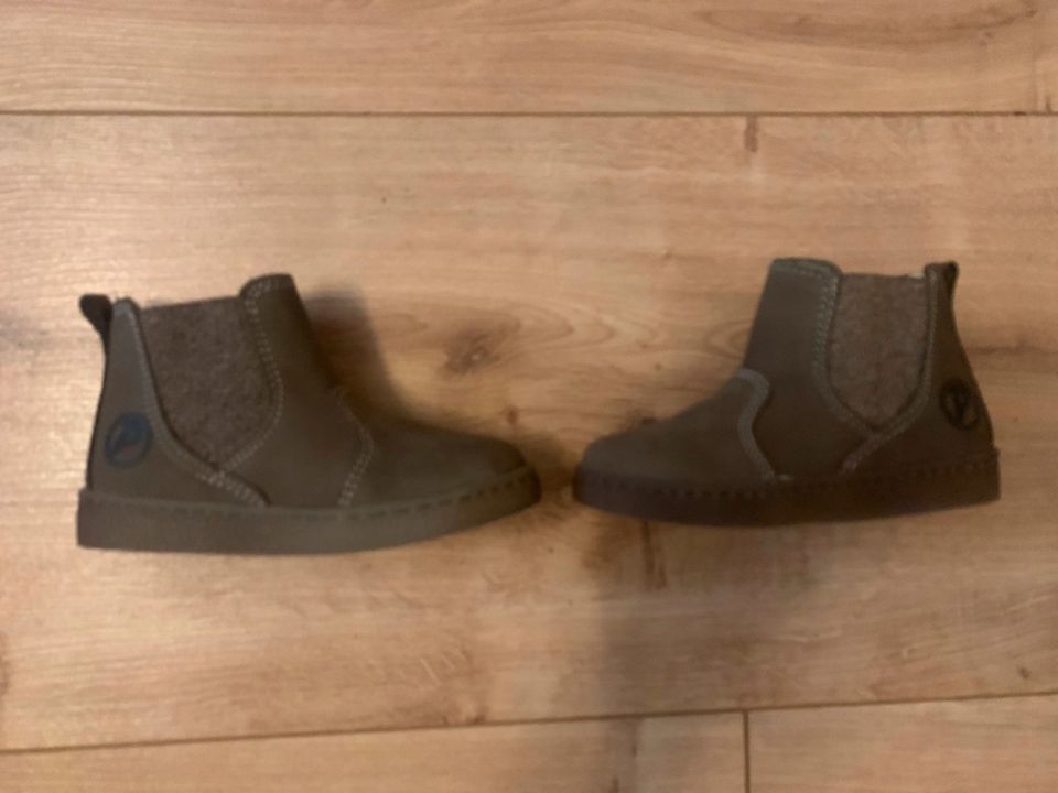 NEU Stiefel Schuhe Stiefelletten Winterstiefel von Primigi Gr. 23 in Berlin