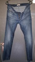 Tommy Hilfiger Jeans W28 /L34 in top Zustand Nordrhein-Westfalen - Dinslaken Vorschau