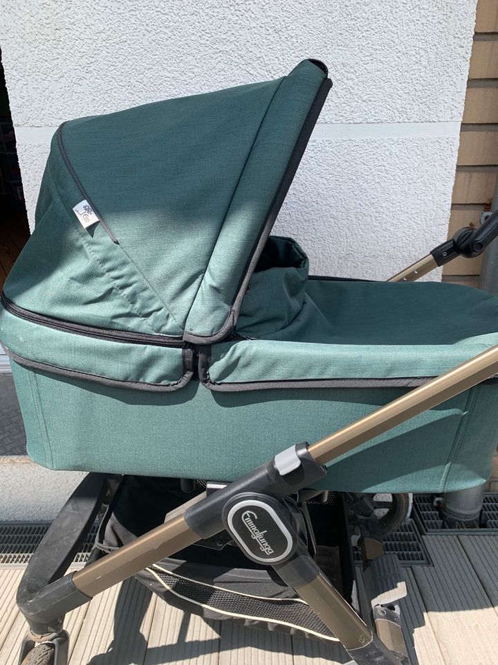 Kinderwagen Emmaljunga NXT 60 F Eco Green mit ganz viel Zubehör in Hamburg