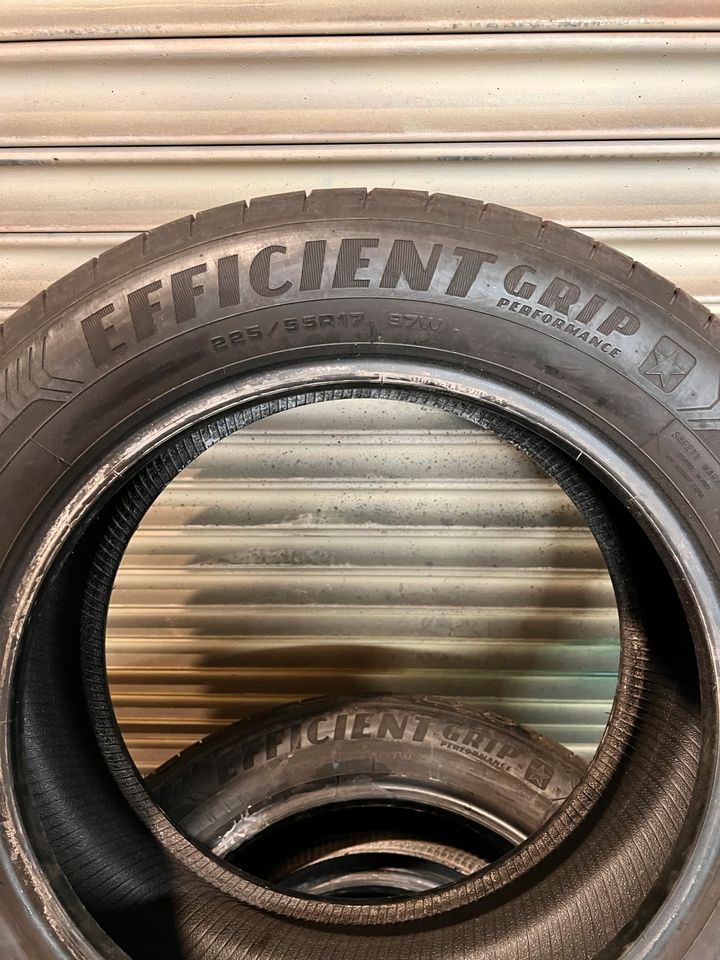 4x Goodyear Efficient Sommerreifen 215/55 R17 97W- Profil: 6,8mm in Hagen