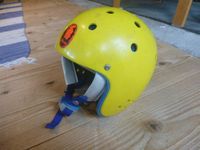 Römer Wassersport Helm gelb Kajak Museumsstück! Baden-Württemberg - Ditzingen Vorschau
