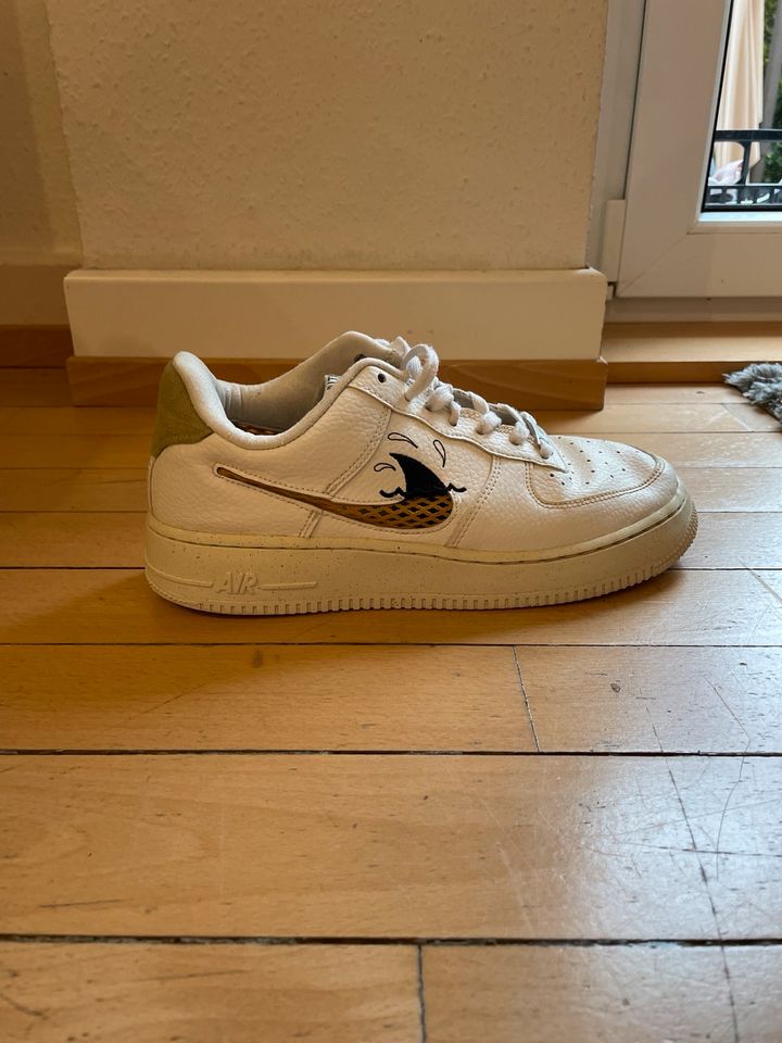 Nike air force 1 low ‘07 Lv8 in Freiburg im Breisgau