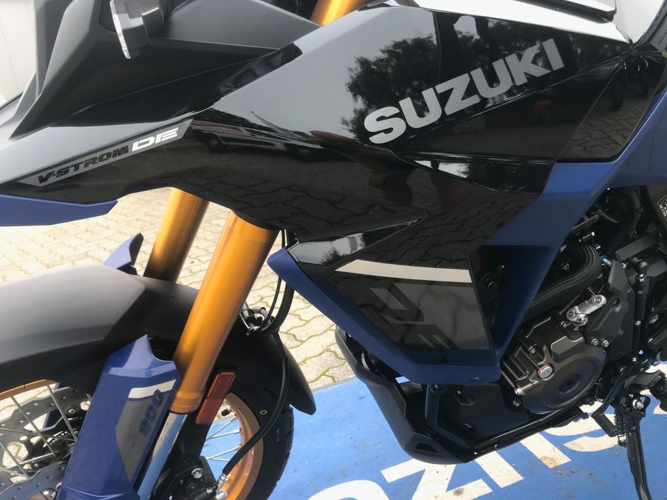 Böwadt-und-Hansen-185-Suzuki-DL-800-DE-V-Strom-schwarz-blau in Handewitt