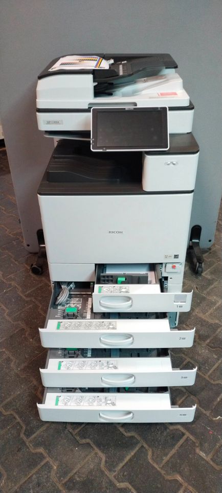 Ricoh MP C3004 A3/A4 Farblaserdrucker Multifunktionsgerät in Baden-Baden