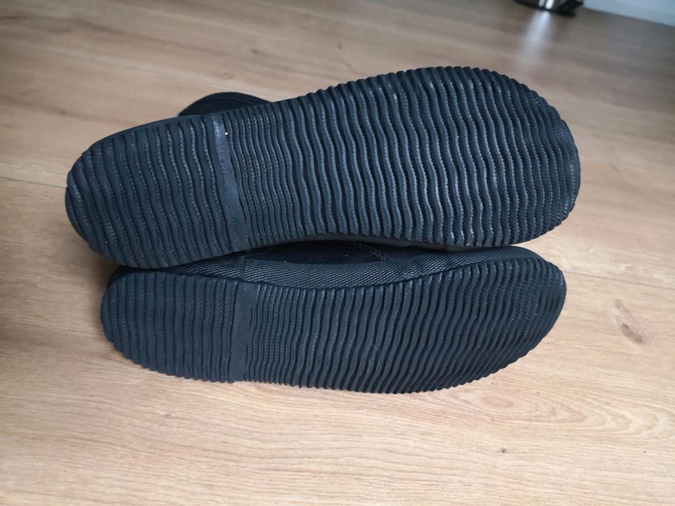 Aqua lung Neopren Tauchschuhe gr 40 in Oberursel (Taunus)