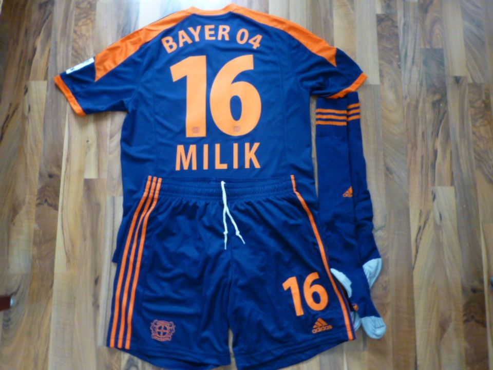 Adidas Bayer 04 Leverkusen Trikot Set matchworn G.L Milik Polen in Leverkusen