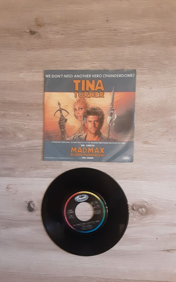 Tina Turner We Don't Need Another Hero Thu 7" Single in Lamspringe