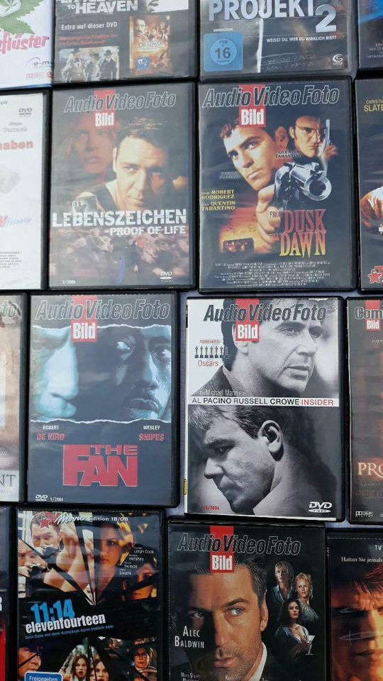 DVD Konvolut insgesamt 62 Hüllen/ 97 Filme in Karlshuld