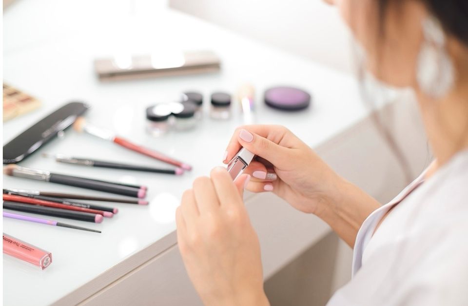 Medihealth Beauty Make Up Kurs 3 Monate  mit Fotoshooting in Bad Vilbel