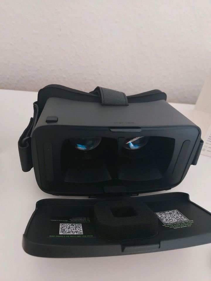DESTEK VR Headset fürs Handy in Karlsruhe