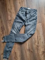 graue Jeans von Zara Hessen - Hünstetten Vorschau