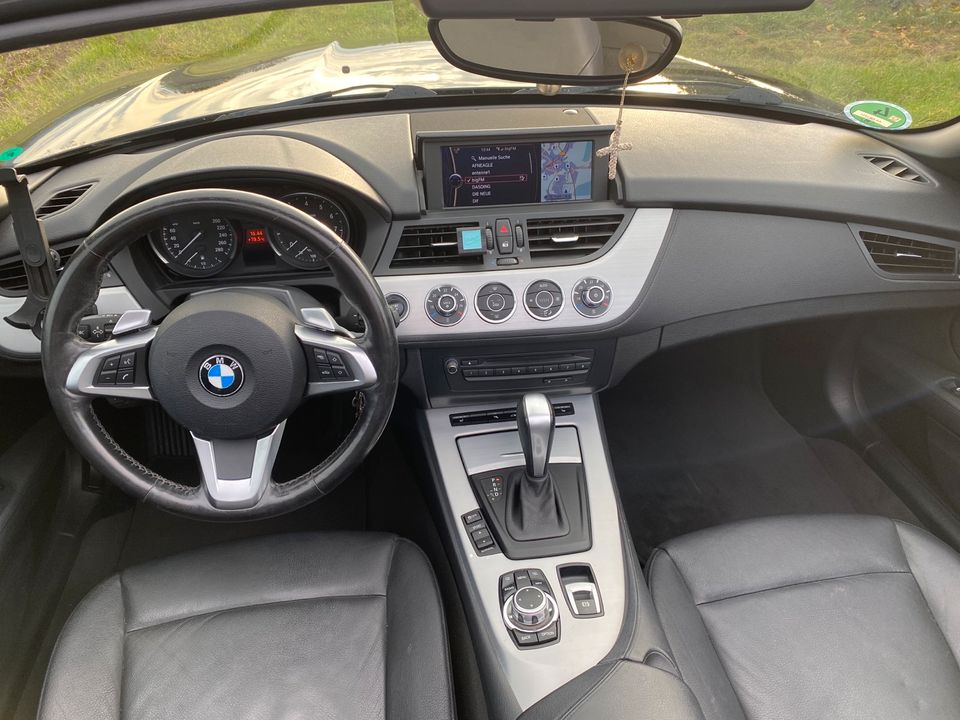 BMW Z4, sDrive23i Roadster mit Hardtop im Top Zustand in Wernau