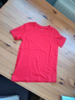 Shirt rot Mädchen 128 Sachsen-Anhalt - Stendal Vorschau