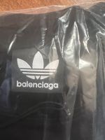 Adidas x Balenciaga T-Shirt XL oversize Baden-Württemberg - Argenbühl Vorschau