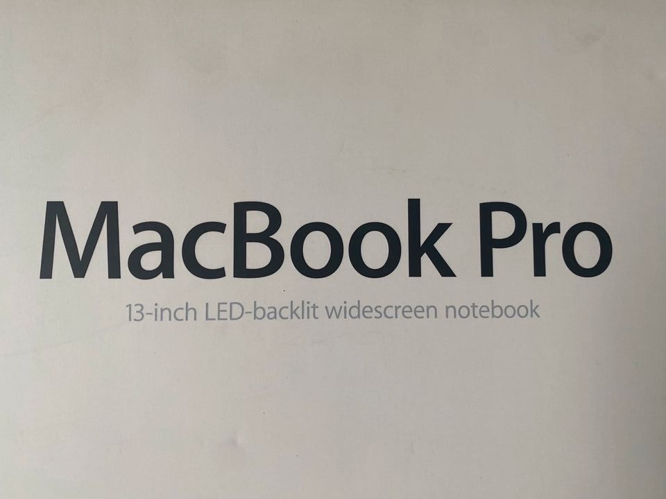 MacBook Pro“13 2009 SSD 8GB RAM OVP in Hannover