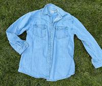 LEVIS LEVI‘S JEANSHEMD S OVERSIZE BLAU XL S Hamburg - Bergedorf Vorschau