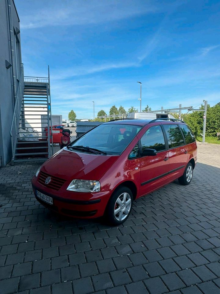 Wv Sharan 1,9tdi top Zustand in Puchheim