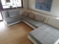 Verkaufe ein gebrauchtes Sofa in weiß/grau Baden-Württemberg - Aldingen Vorschau