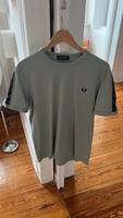 fred perry t shirt taped ringer -L- Schleswig-Holstein - Kiel Vorschau