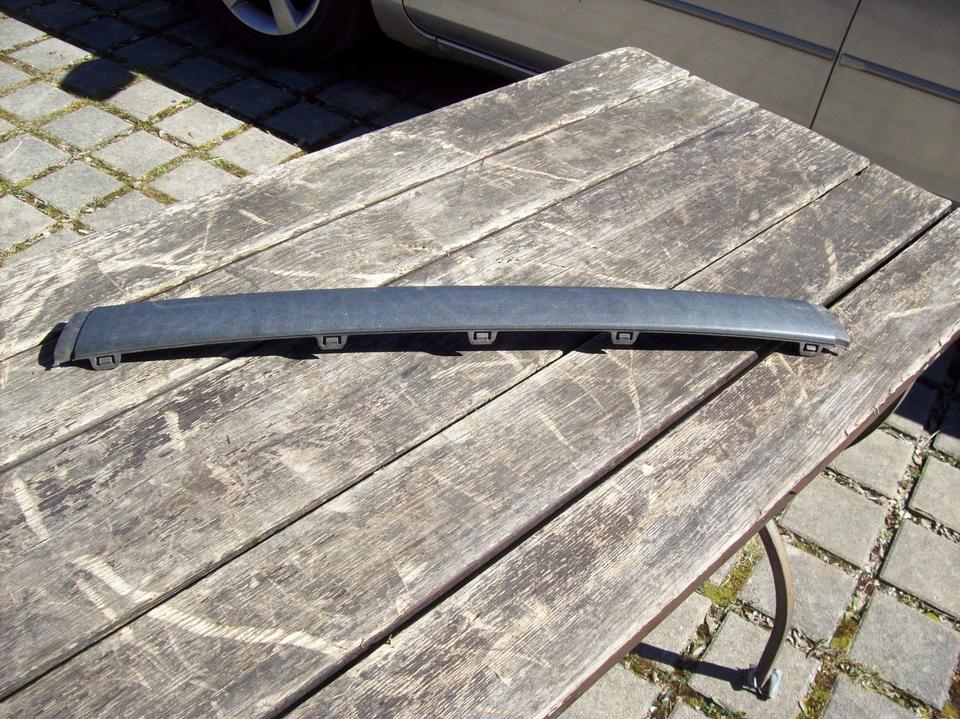 Volvo S60 Stoßstange Zierleiste Abdeckung Mitte vorne 9484229 in Kolbermoor