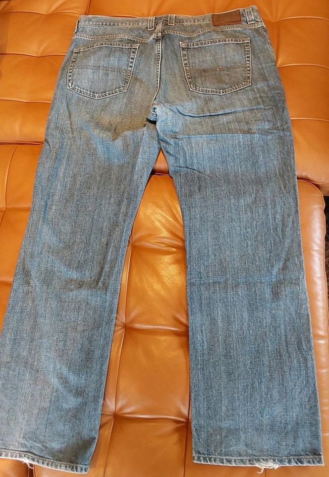 Tommy Hilfiger Jeans 40/34 in Hattingen