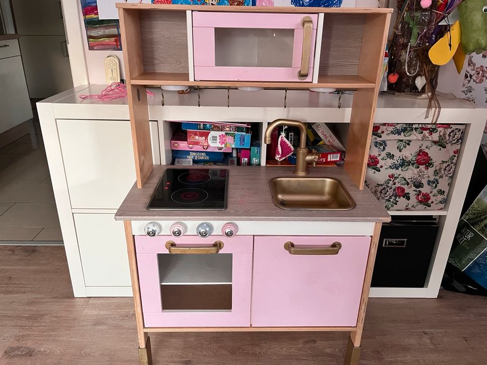 Spielküche Ikea Mädchen Pink Rosa Gold in Uplengen