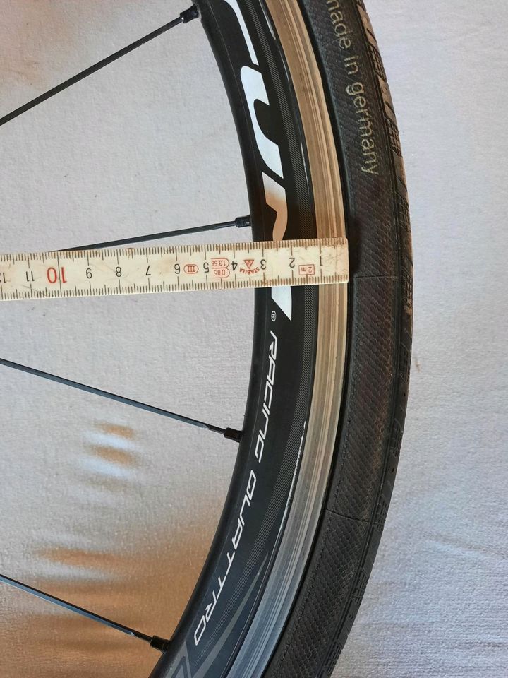 Laufradsatz 28" Fulcrum Racing-Quattro Rennrad in Treuen