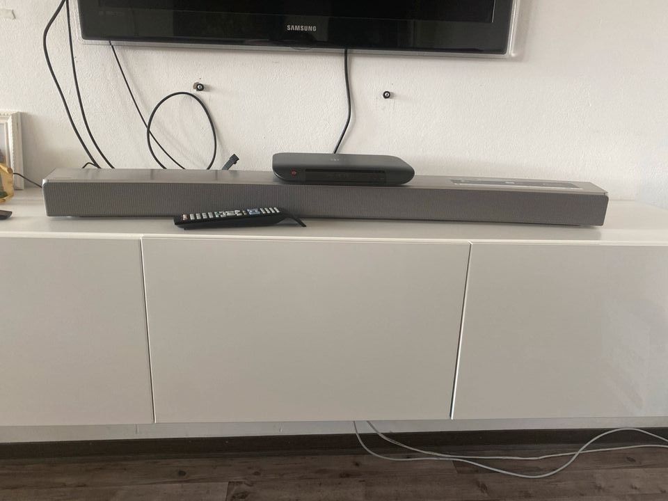 Samsung Soundbar Wireless Surround Sound Ready in Marburg