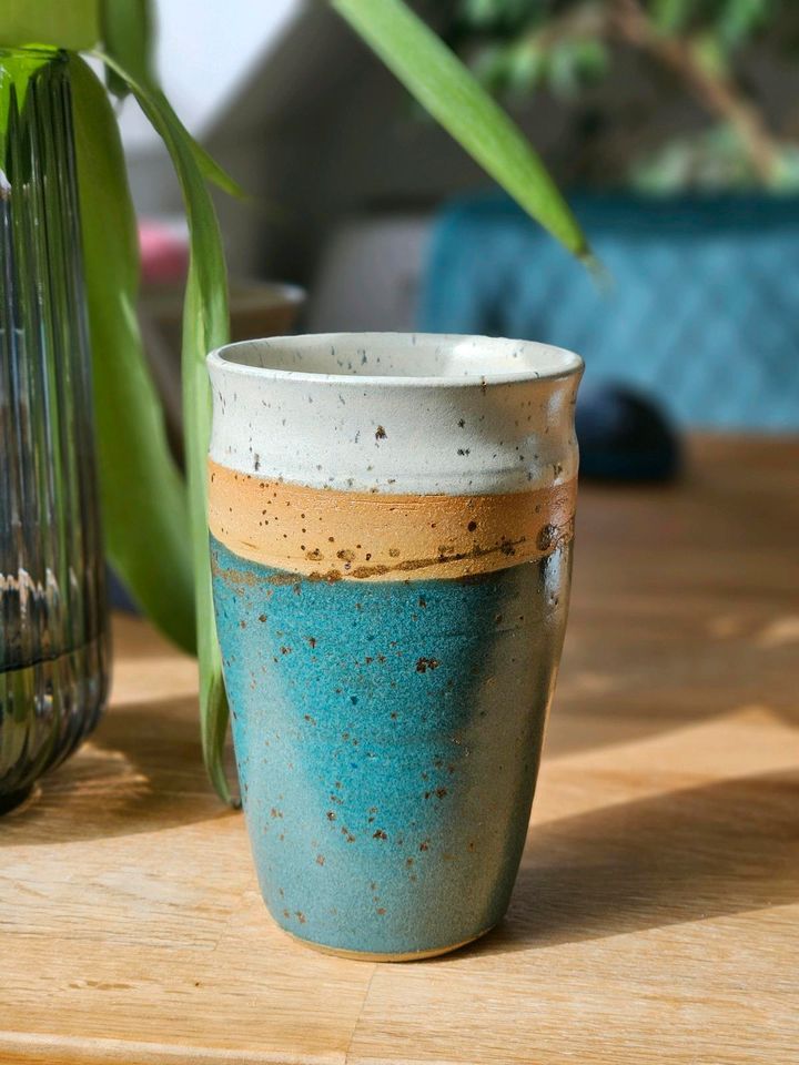 Keramik Becher Tasse Kaffeebecher handgemacht Steinzeug in Berlin